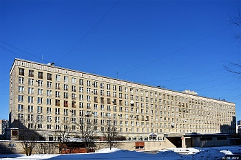 Входные и тамбурные двери в Доме дипломата
